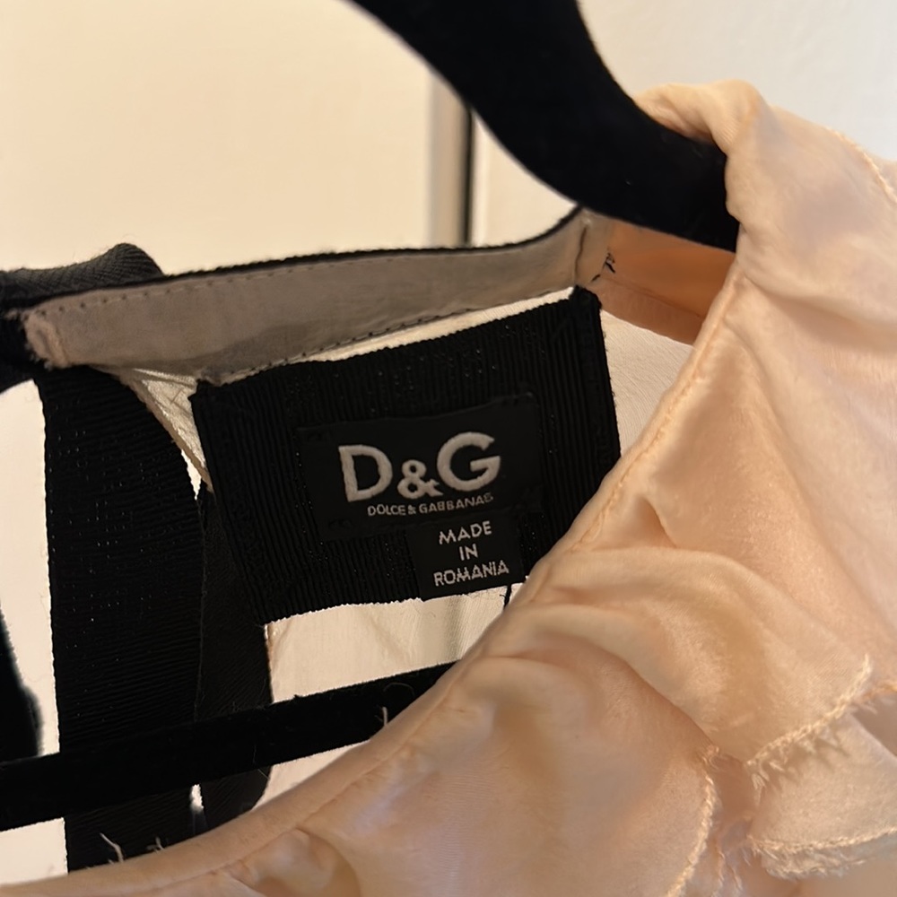 Dolce and Gabbana sheer blouse sz. 44 - Picture 4 of 6
